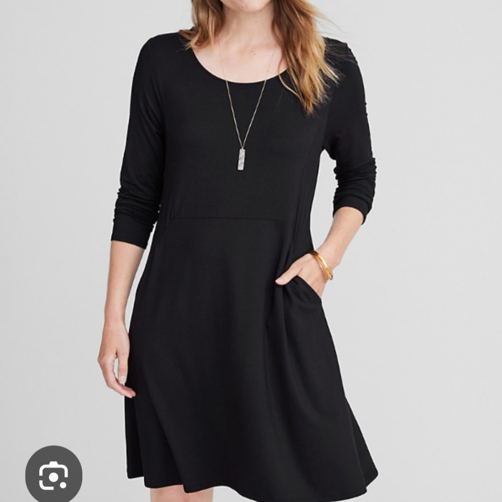Garnet HillPullover Long Sleeve Dress Size Small